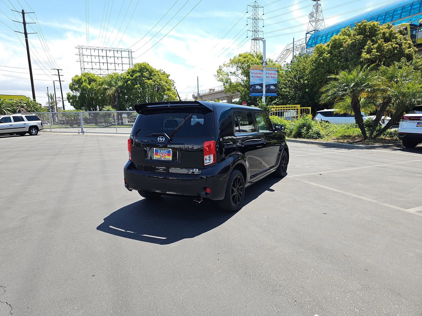 Used 2011 Scion xB image 7