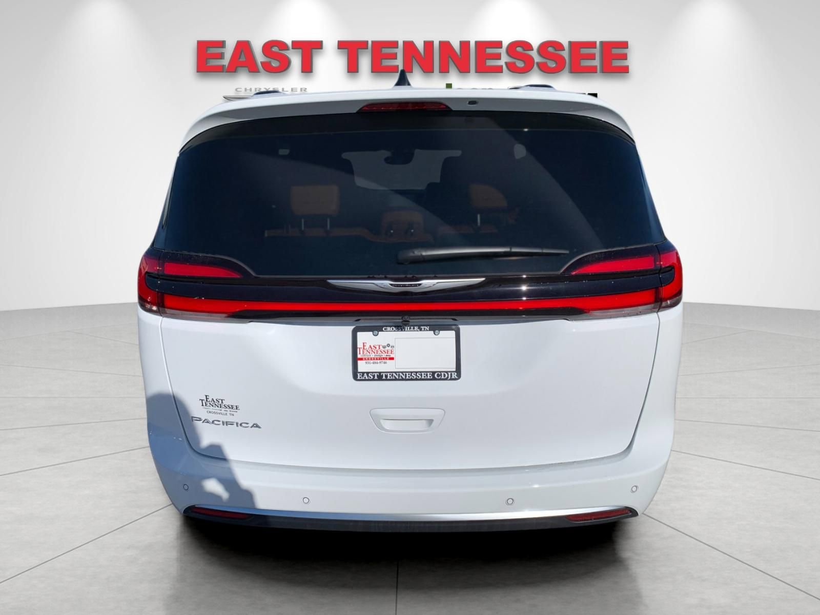 New 2026 Chrysler Pacifica Pinnacle image 4
