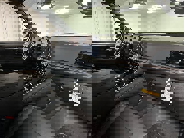 New 2026 Chevrolet Suburban LT w/ Comfort Package image 29