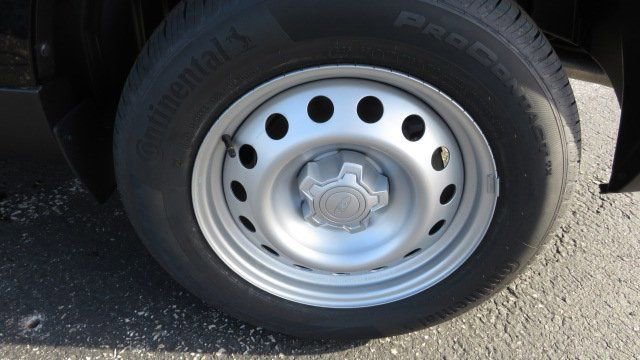 New 2026 Ford Maverick XL image 26