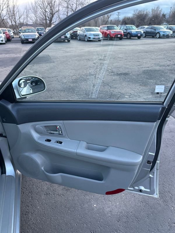 Used 2008 Kia Spectra EX image 7