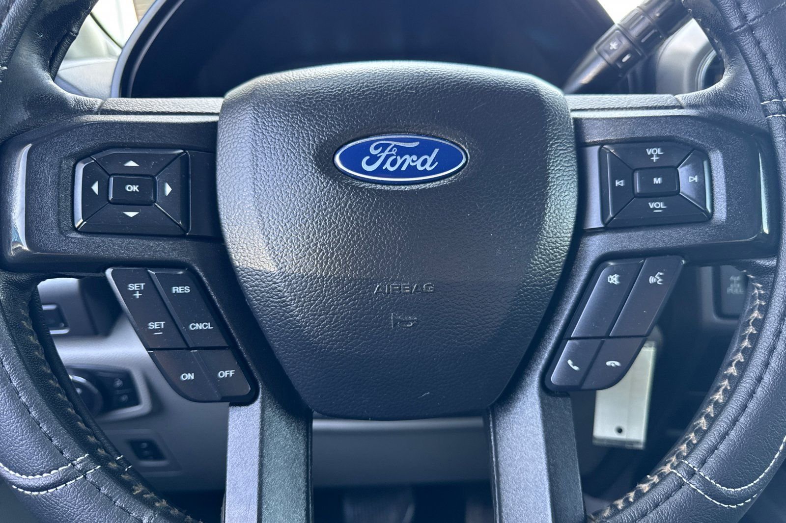 Used 2019 Ford F150 XLT w/ Equipment Group 302A Luxury image 23