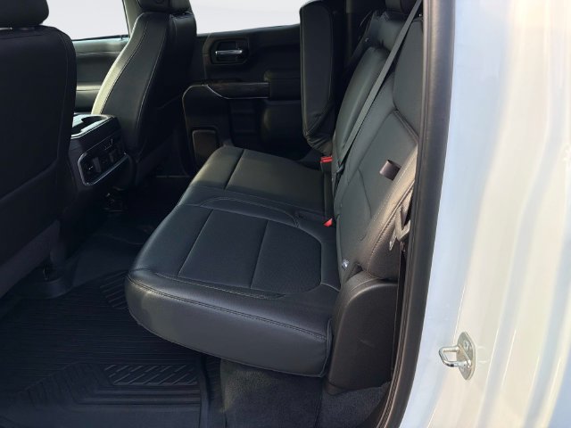 Used 2020 Chevrolet Silverado 1500 LTZ w/ LTZ Convenience Package AWD/4WD image 14