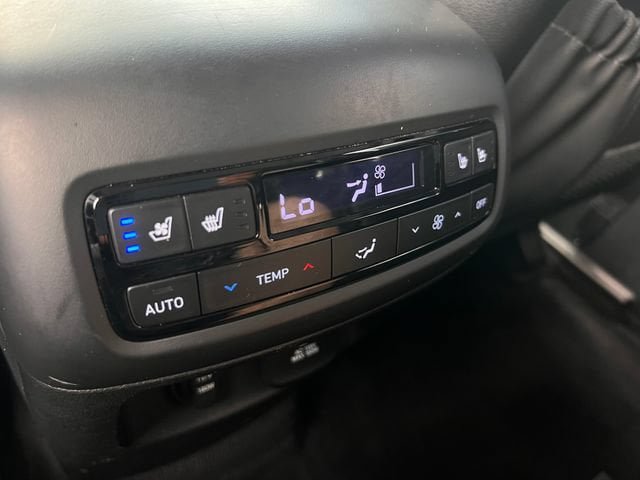 Used 2024 Hyundai Palisade Limited FWD image 21