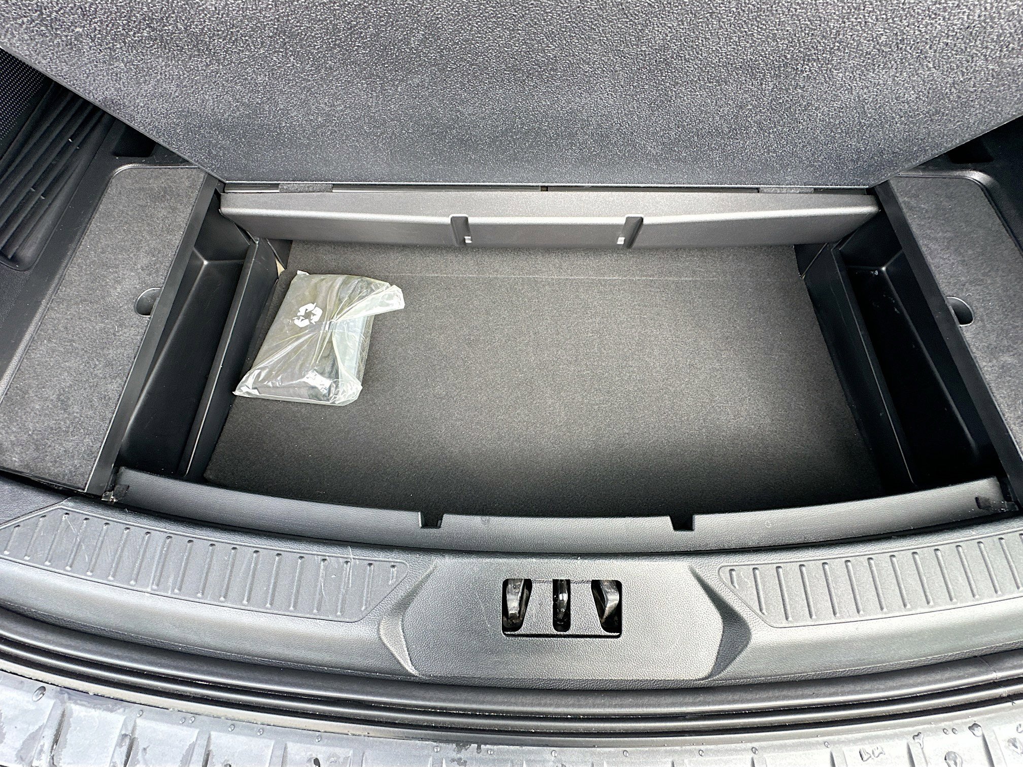 Certified 2022 Ford Explorer ST-Line w/ Class IV Trailer Tow Package image 34