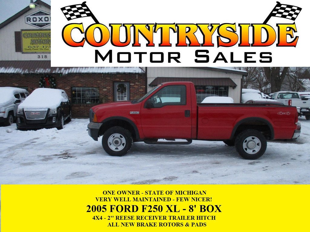 Used 2005 Ford F250 4x4 Regular Cab Super Duty image 1
