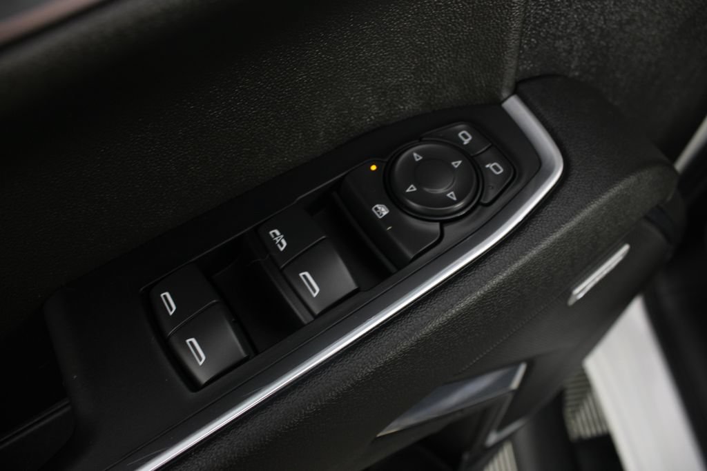 Used 2024 Chevrolet Silverado 1500 RST w/ Redline Edition AWD/4WD image 15