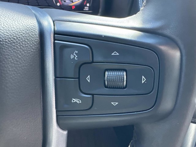 Used 2024 GMC Yukon XL SLT image 29