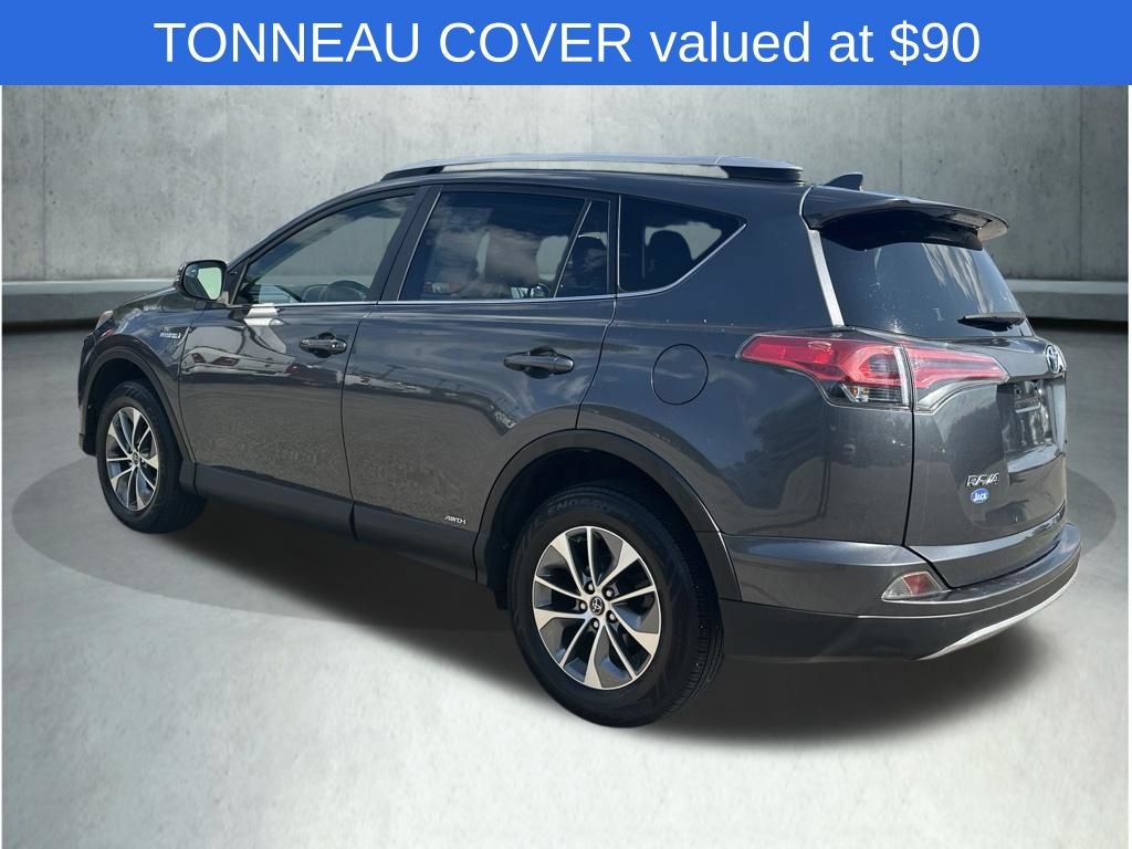 Used 2016 Toyota RAV4 XLE AWD/4WD video 3