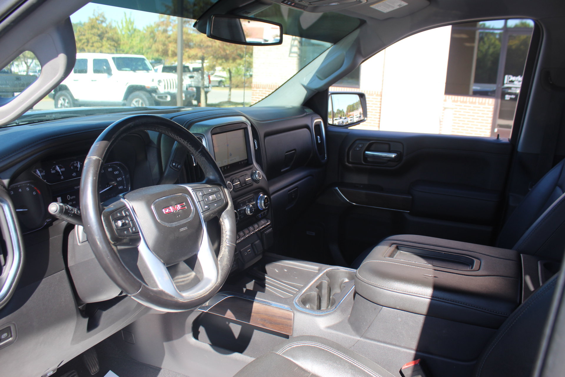 Used 2019 GMC Sierra 1500 SLT w/ SLT Premium Plus Package AWD/4WD image 14