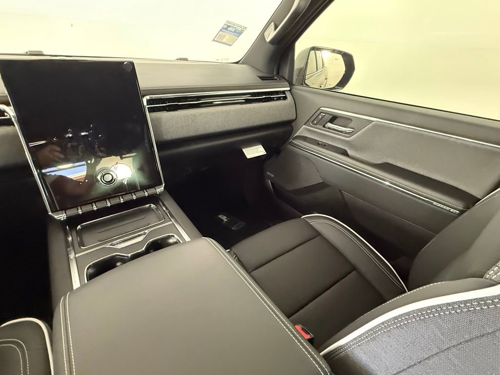 New 2026 GMC Sierra EV Elevation w/ Premium Package image 30