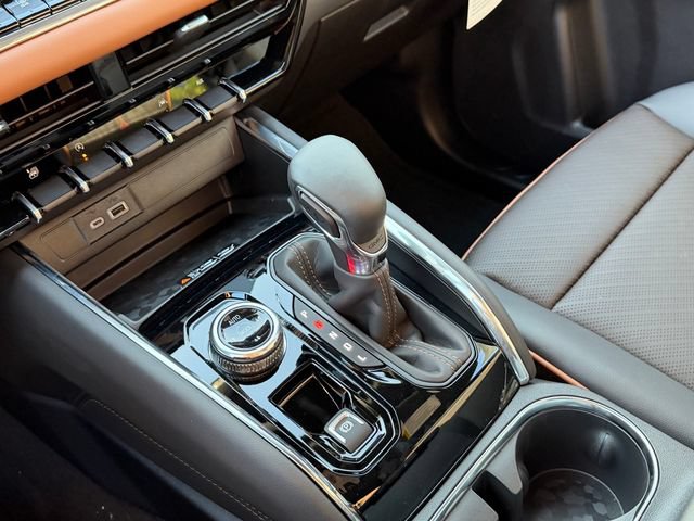 New 2026 GMC Canyon AT4 w/ Technology Plus Package AWD/4WD image 15