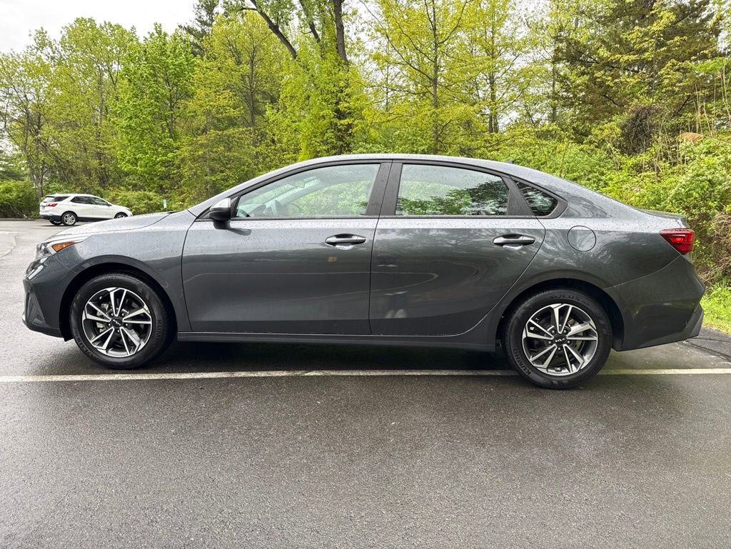 Used 2023 Kia Forte LXS FWD image 16