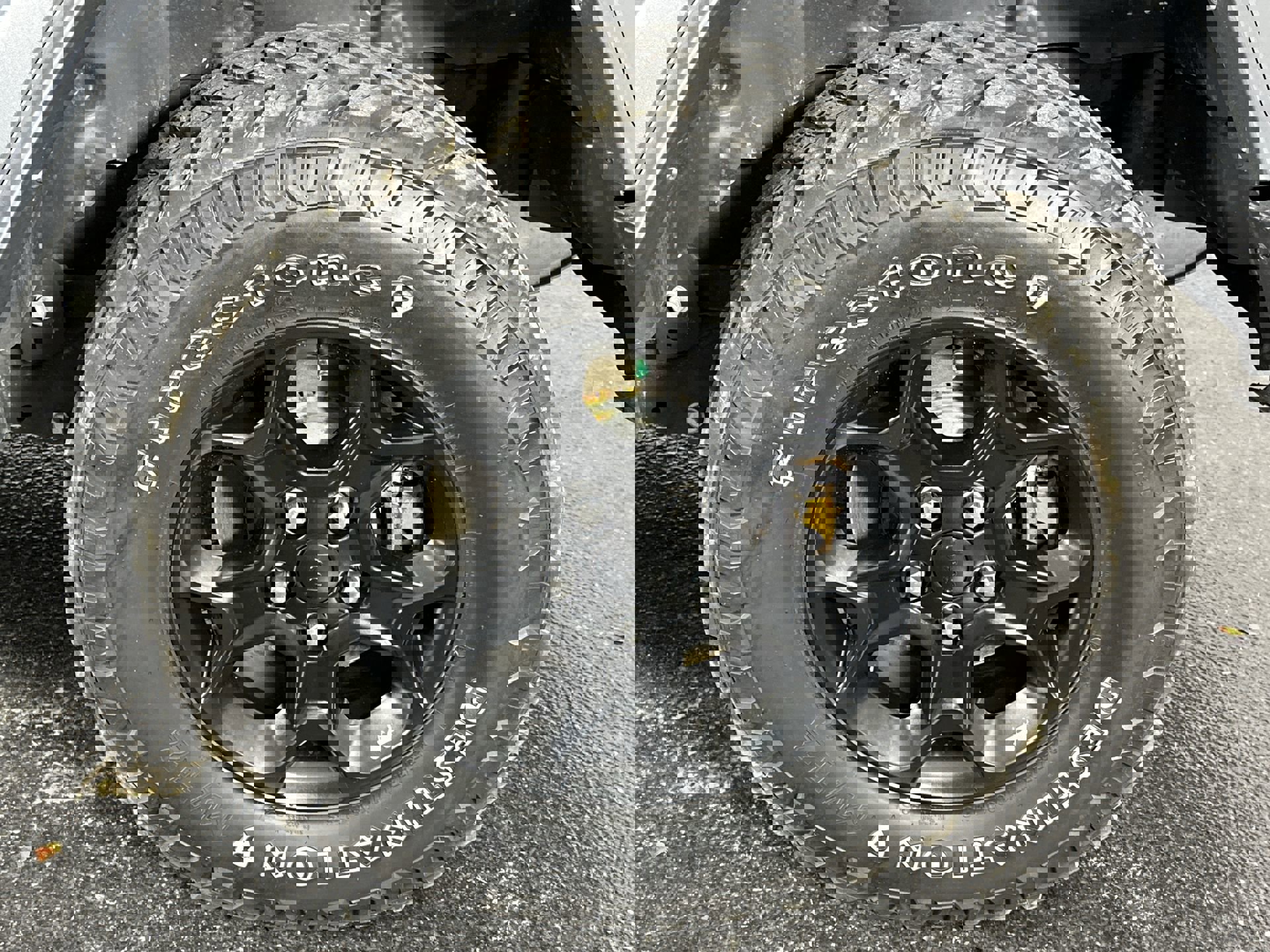 Used 2023 Jeep Wrangler Unlimited w/ Cold Weather Group image 14