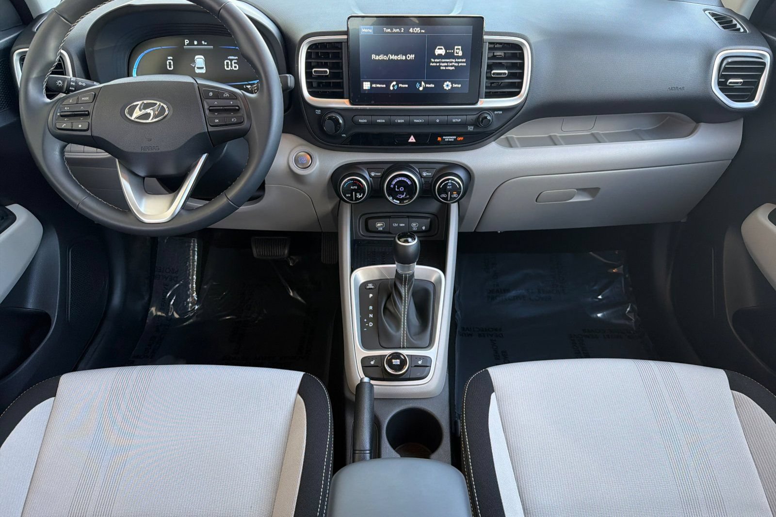 Certified 2026 Hyundai Venue SEL FWD image 16
