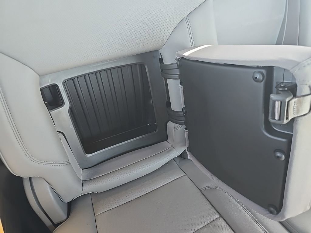 Used 2023 GMC Sierra 1500 SLT w/ SLT Convenience Package image 33