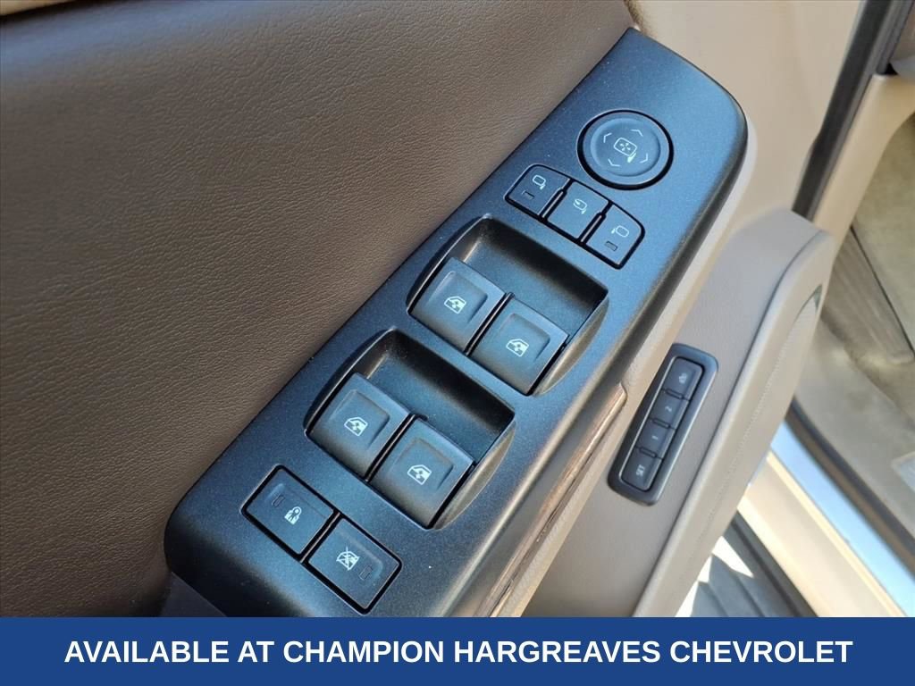Used 2020 Chevrolet Suburban LT image 19