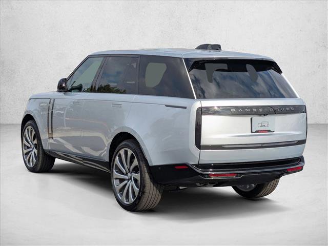New 2025 Land Rover Range Rover SE image 9