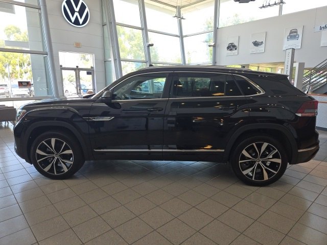 New 2025 Volkswagen Atlas Cross Sport SEL Premium R-Line image 4