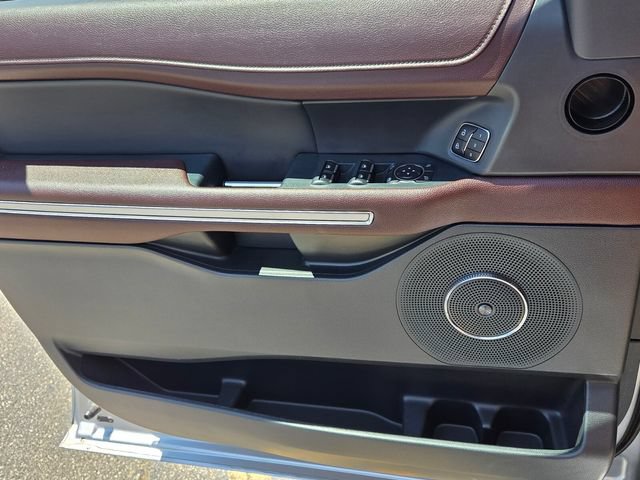 Used 2022 Ford Expedition Max Limited AWD/4WD image 30