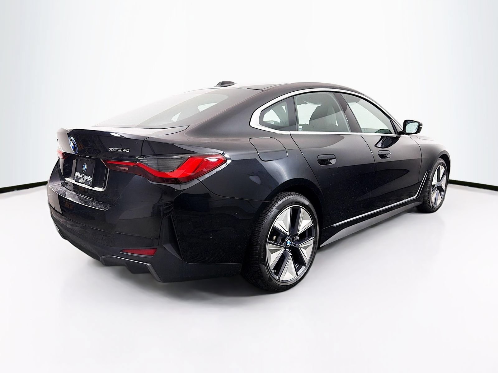 Used 2025 BMW i4 xDrive40i w/ Parking Assistance Package AWD/4WD image 7