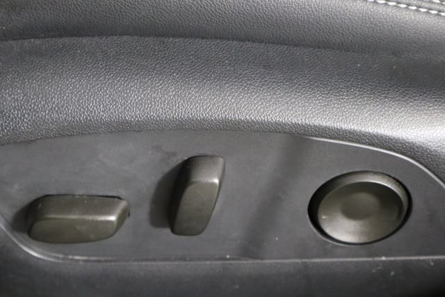 Used 2024 Chevrolet Blazer EV LT AWD/4WD image 23
