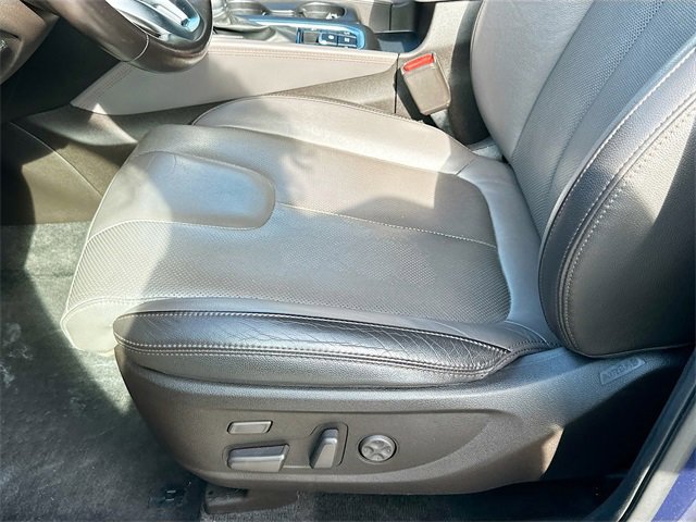 Used 2020 Hyundai Santa Fe Limited image 18