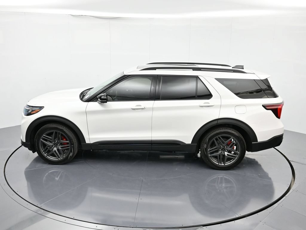 New 2026 Ford Explorer ST w/ Sun And Sound Package RWD image 34