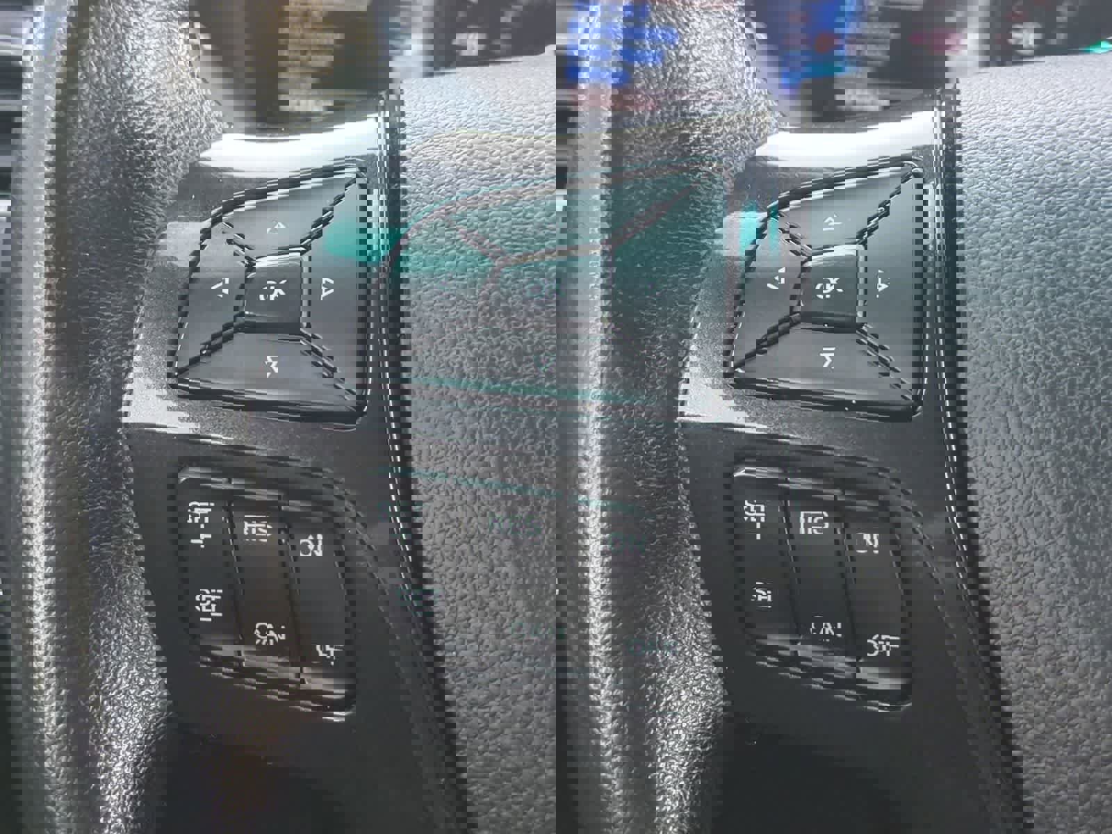 Used 2016 Ford Explorer XLT w/ Equipment Group 202A image 27