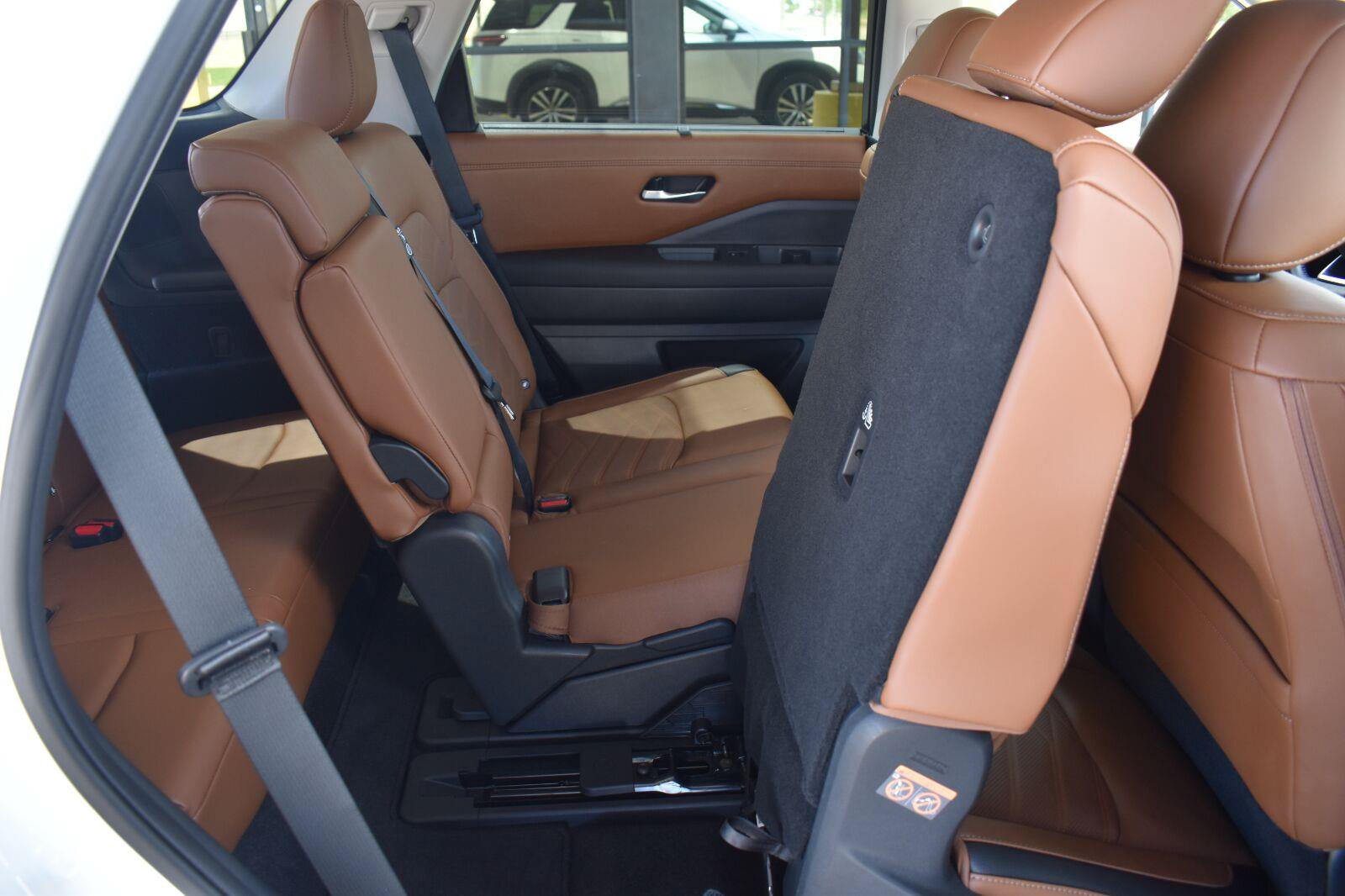 Used 2025 Nissan Pathfinder Platinum w/ Cargo Package FWD image 72
