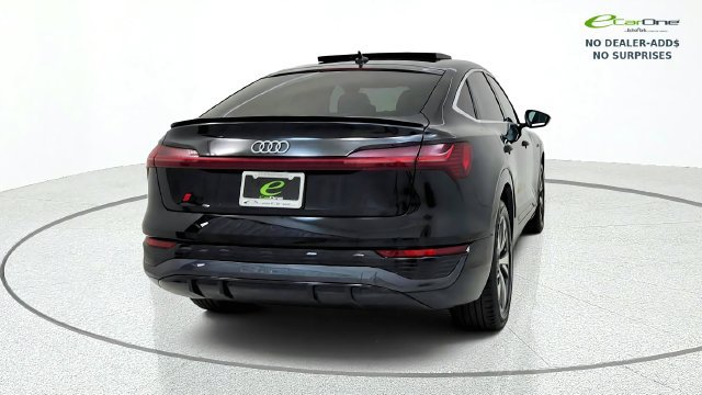 Used 2024 Audi Q8 e-tron Premium Plus w/ Premium Plus Package AWD/4WD image 8
