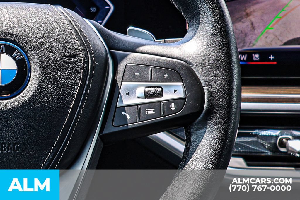 Used 2025 BMW X5 xDrive50e AWD/4WD image 36