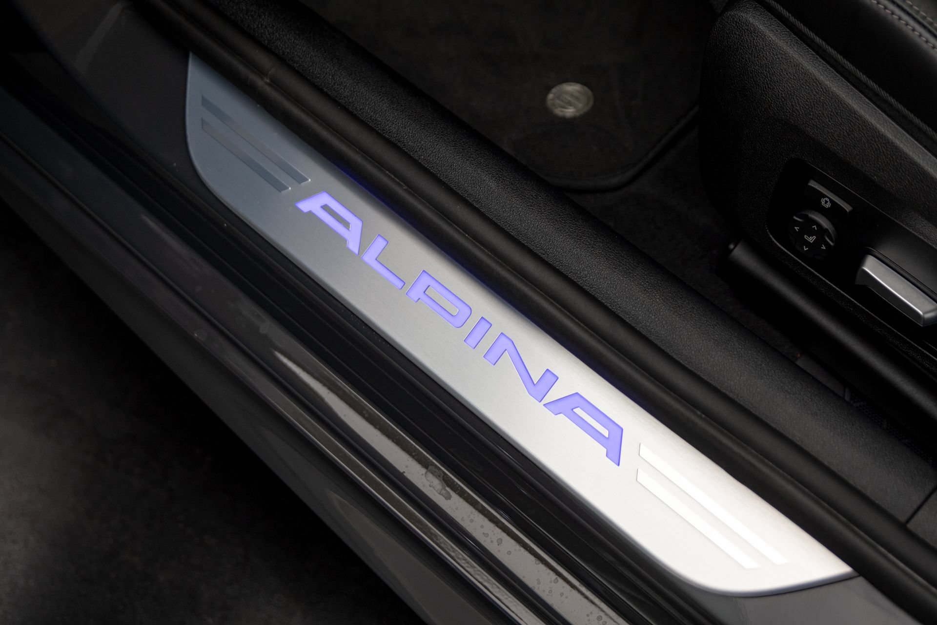 Used 2024 BMW ALPINA B8 xDrive Gran Coupe AWD/4WD image 19