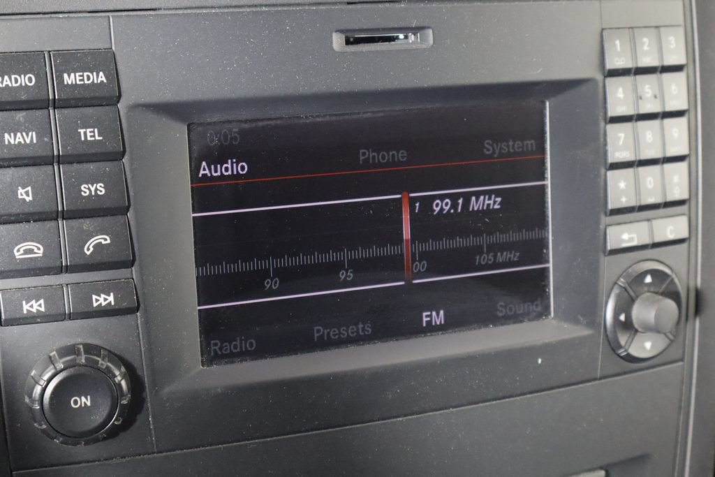 Used 2018 Mercedes-Benz Metris image 18