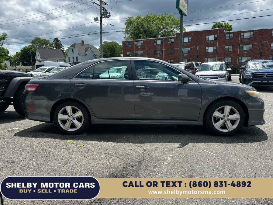 Used 2011 Toyota Camry SE w/ Fleet Convenience Pkg FWD image 3