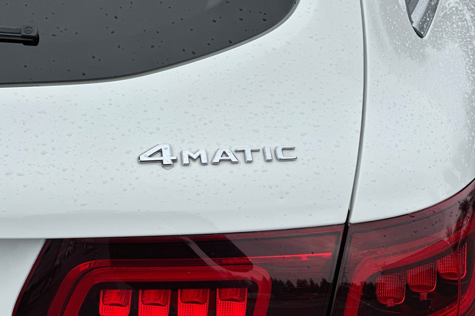 Used 2022 Mercedes-Benz GLC 300 4MATIC w/ Premium Package Lite image 26