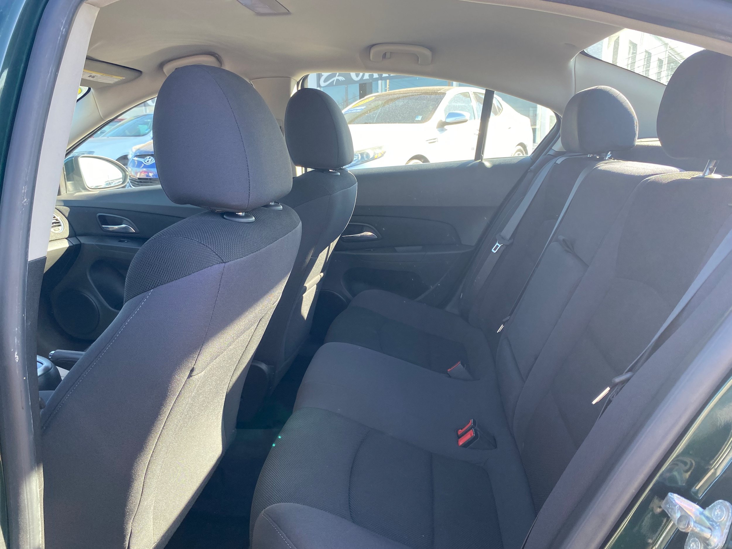 Used 2014 Chevrolet Cruze LT FWD image 17