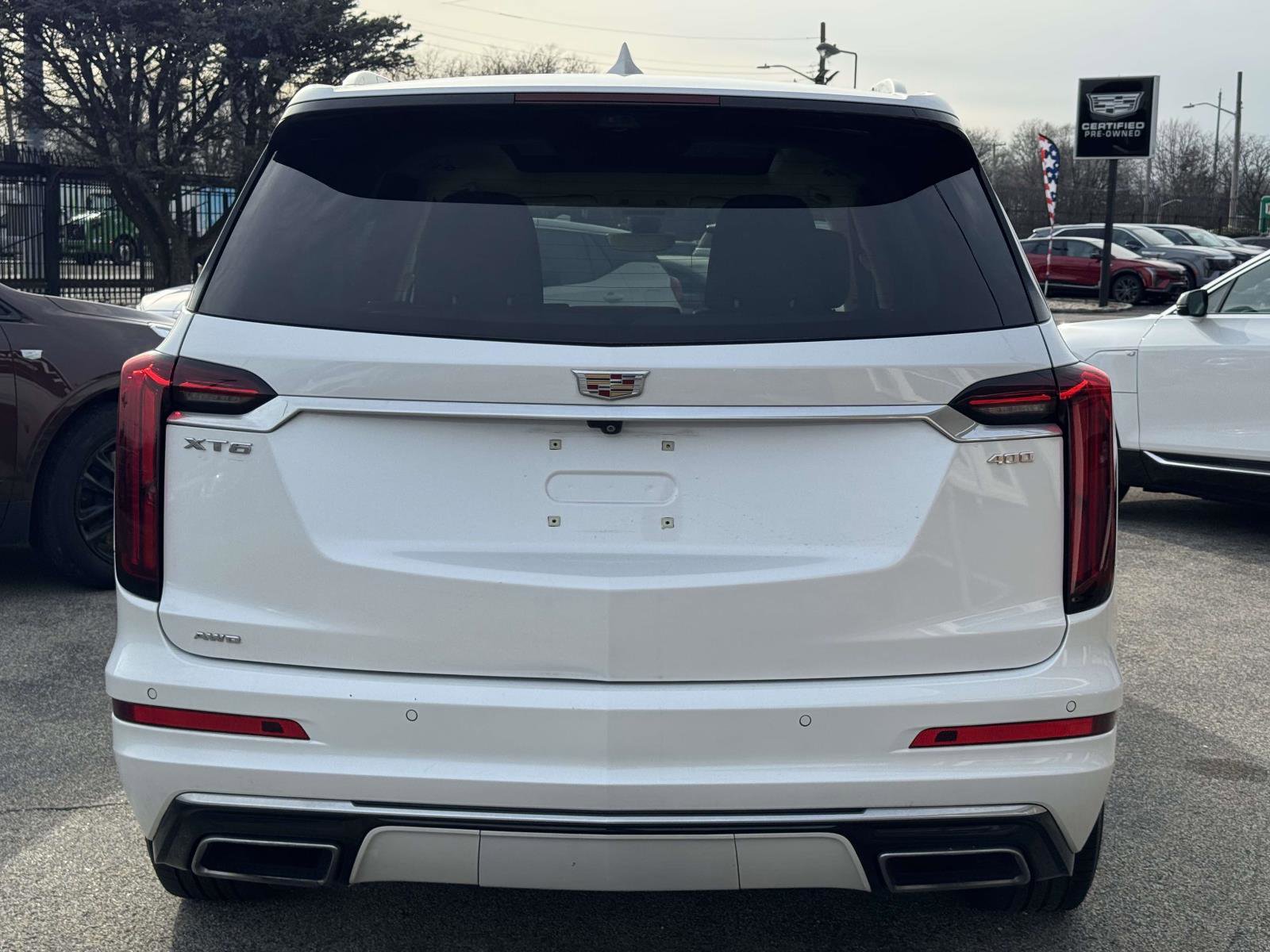 Used 2022 Cadillac XT6 Premium Luxury w/ Technology Package image 6