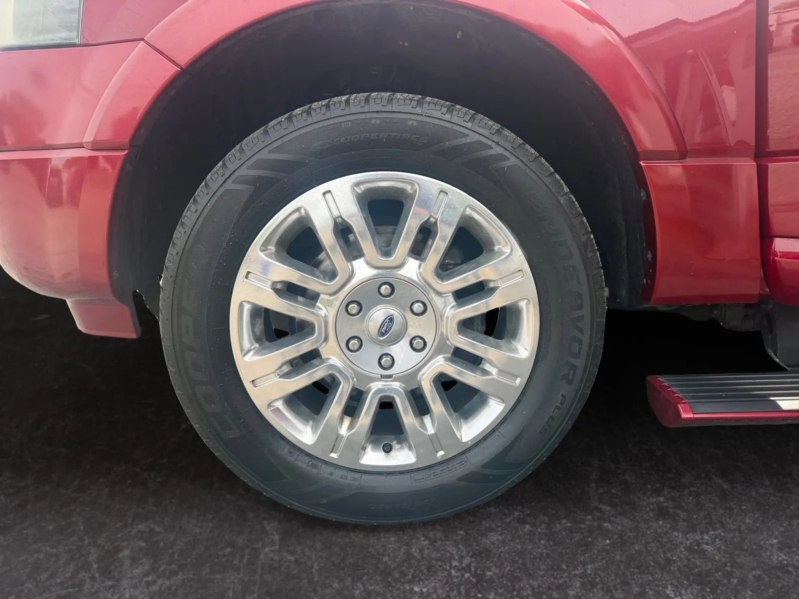 Used 2014 Ford Expedition Limited AWD/4WD image 14