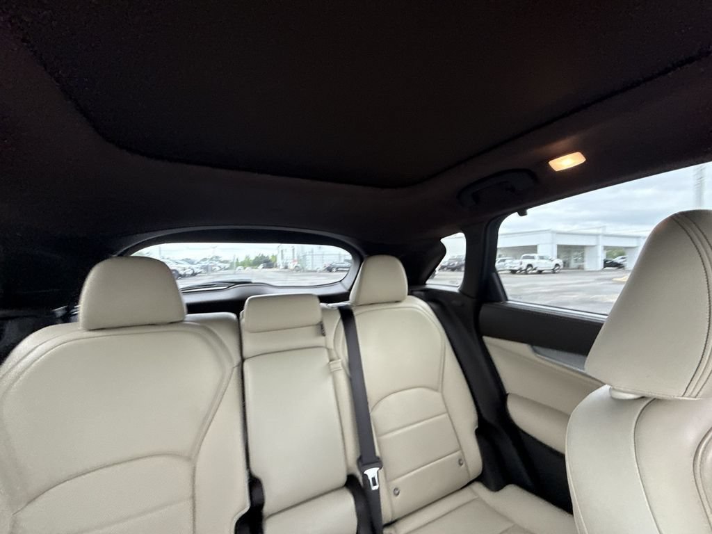 Used 2019 INFINITI QX50 Essential w/ Sensory Package AWD/4WD image 32