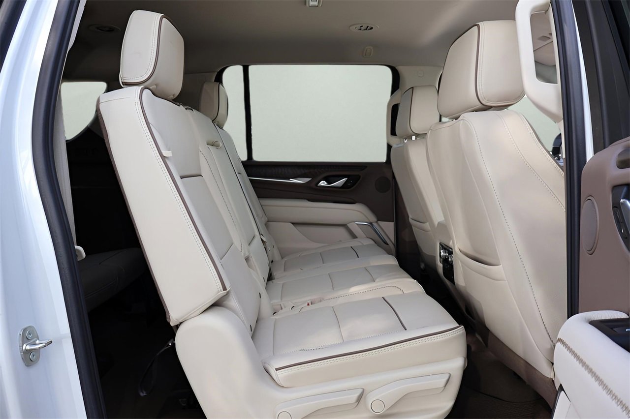 Used 2024 GMC Yukon XL Denali image 20