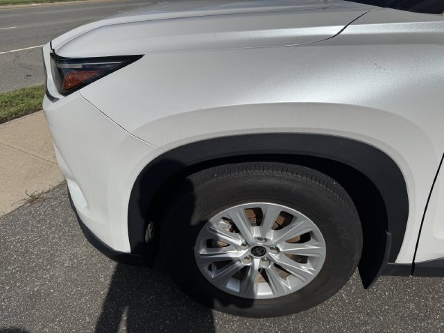 Used 2024 Toyota Grand Highlander AWD image 10