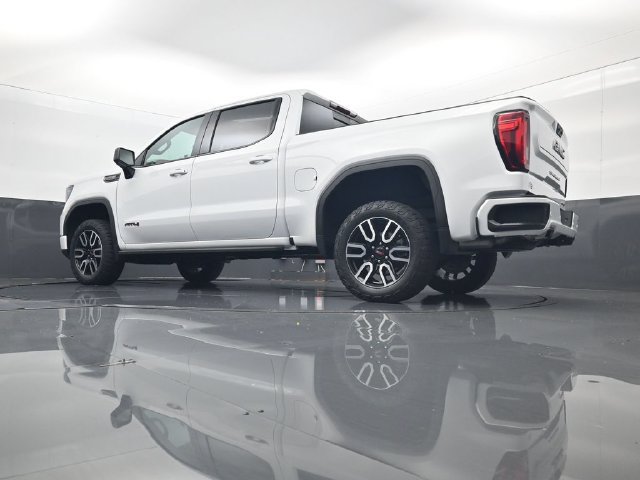 Used 2023 GMC Sierra 1500 AT4 w/ AT4 Premium Package AWD/4WD image 27