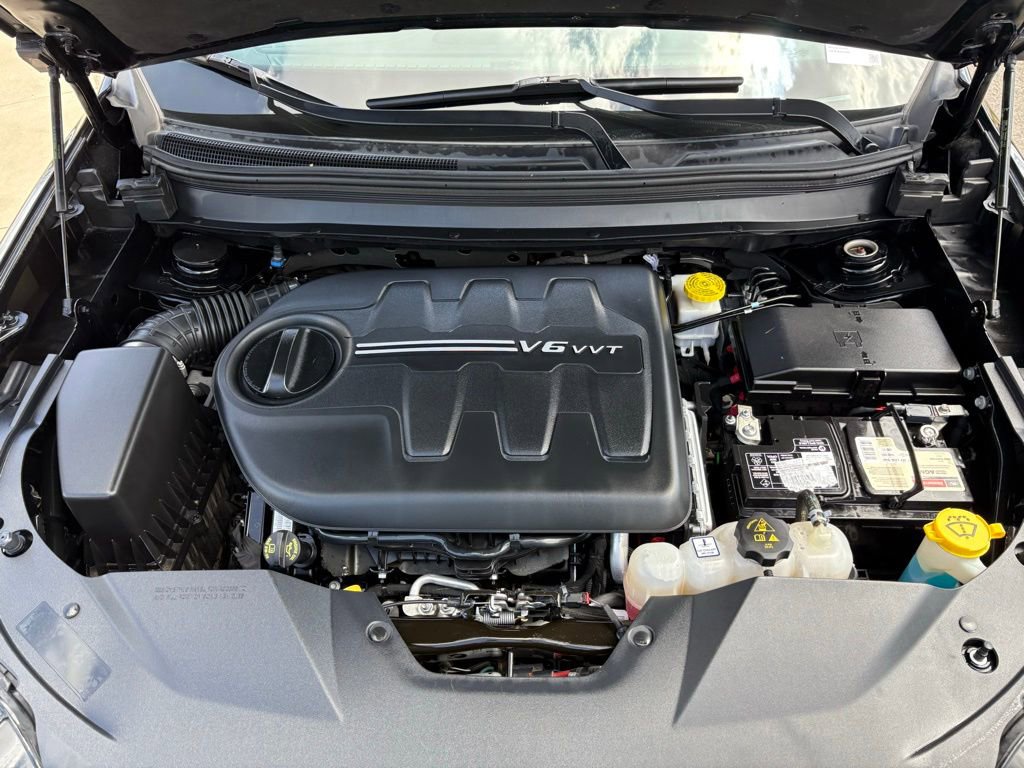 Used 2019 Jeep Cherokee Overland w/ Trailer Tow Group AWD/4WD image 28