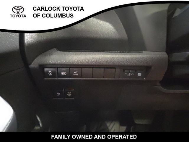Used 2025 Toyota Sienna XSE w/ XSE Plus Package AWD/4WD image 26