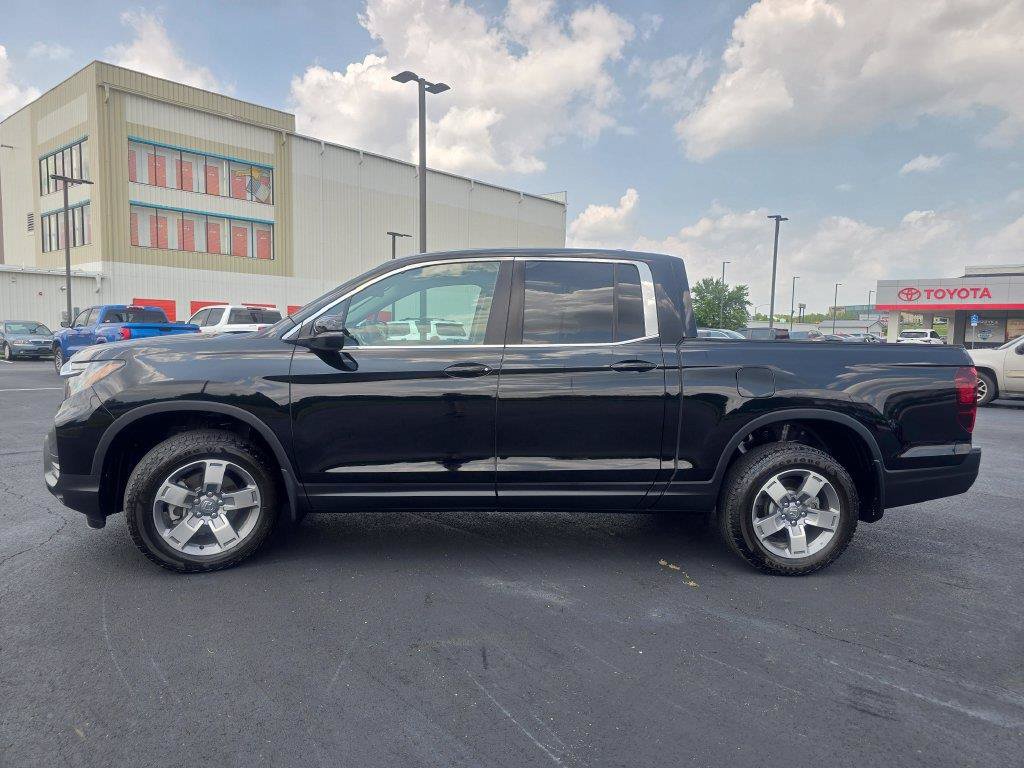 Used 2025 Honda Ridgeline RTL image 4