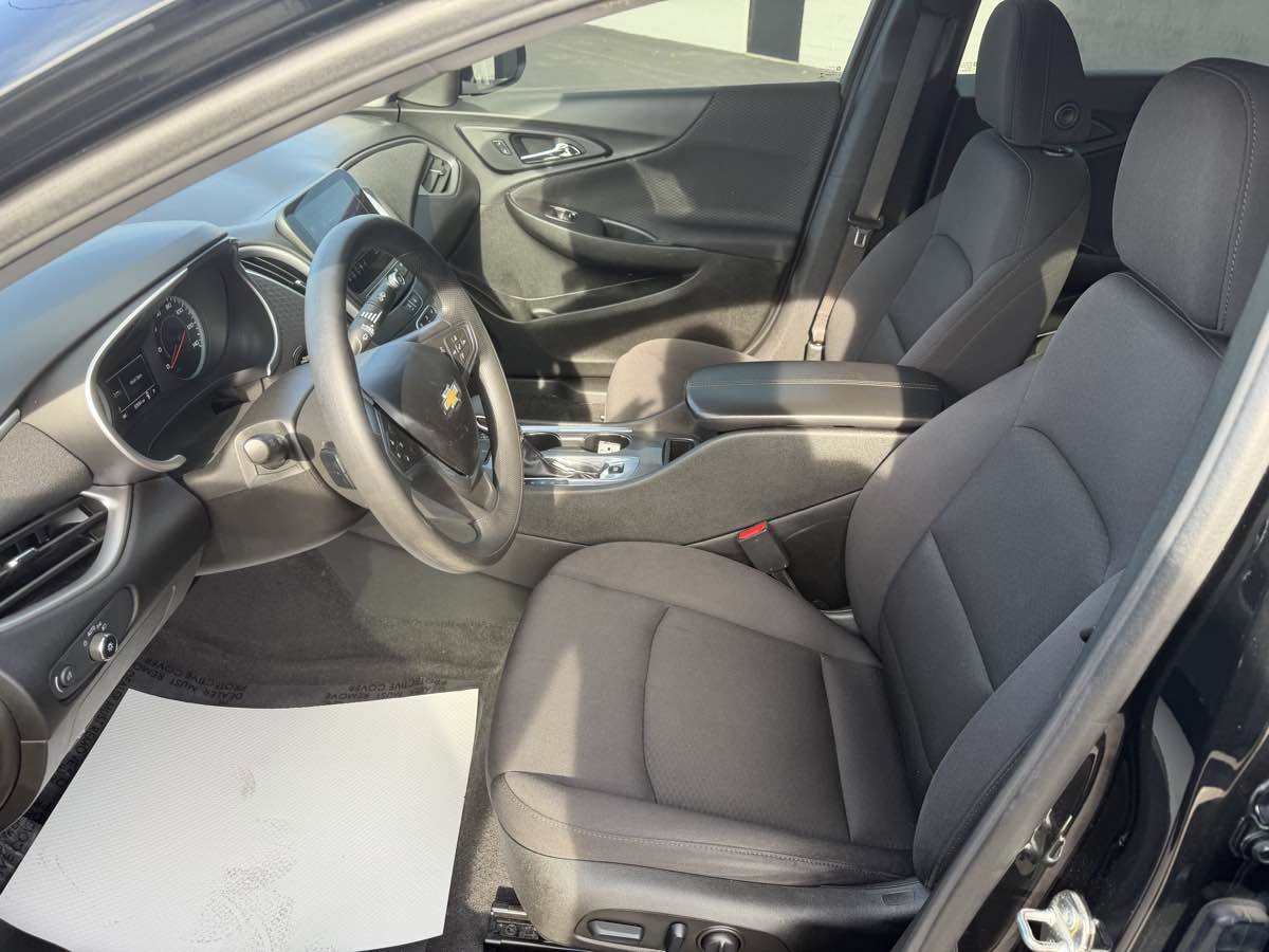 Used 2022 Chevrolet Malibu LT image 10