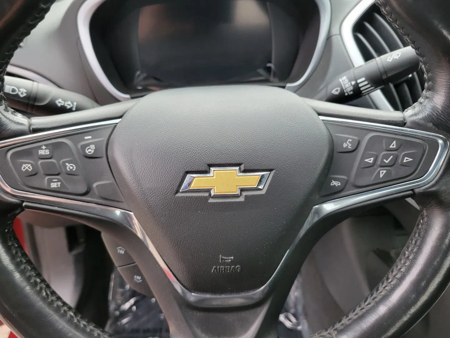 Used 2019 Chevrolet Volt LT FWD image 27