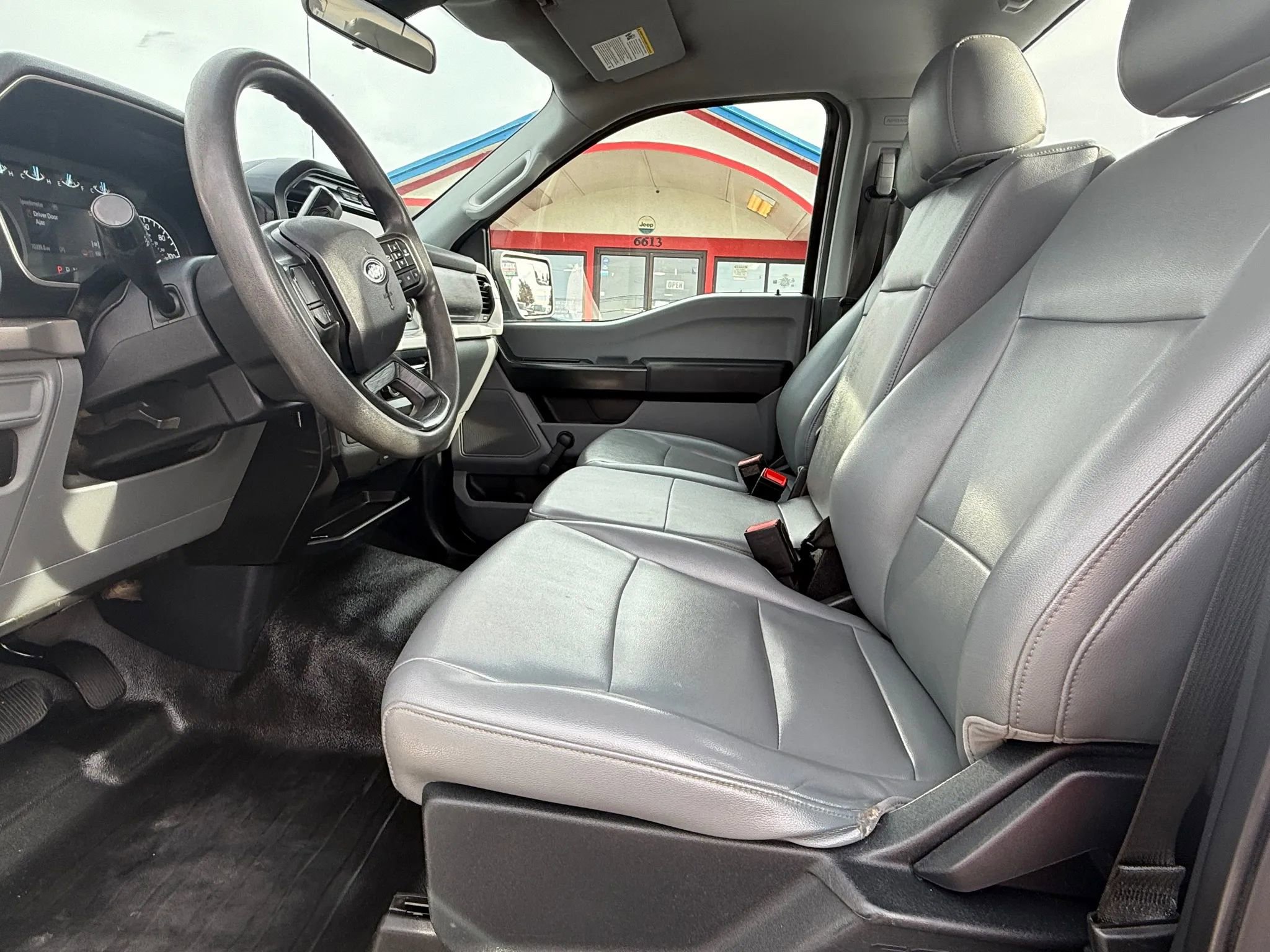 Used 2021 Ford F150 XL image 9