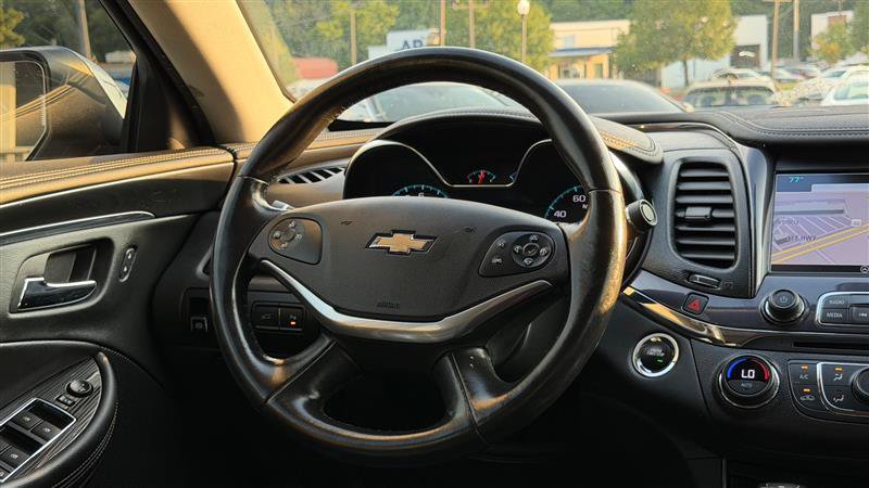 Used 2018 Chevrolet Impala Premier FWD image 27